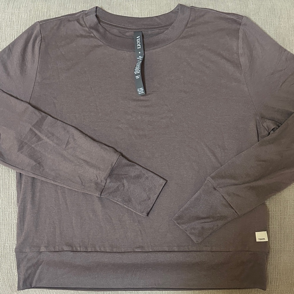 Vuori Long Sleeve Tee - Brand New!